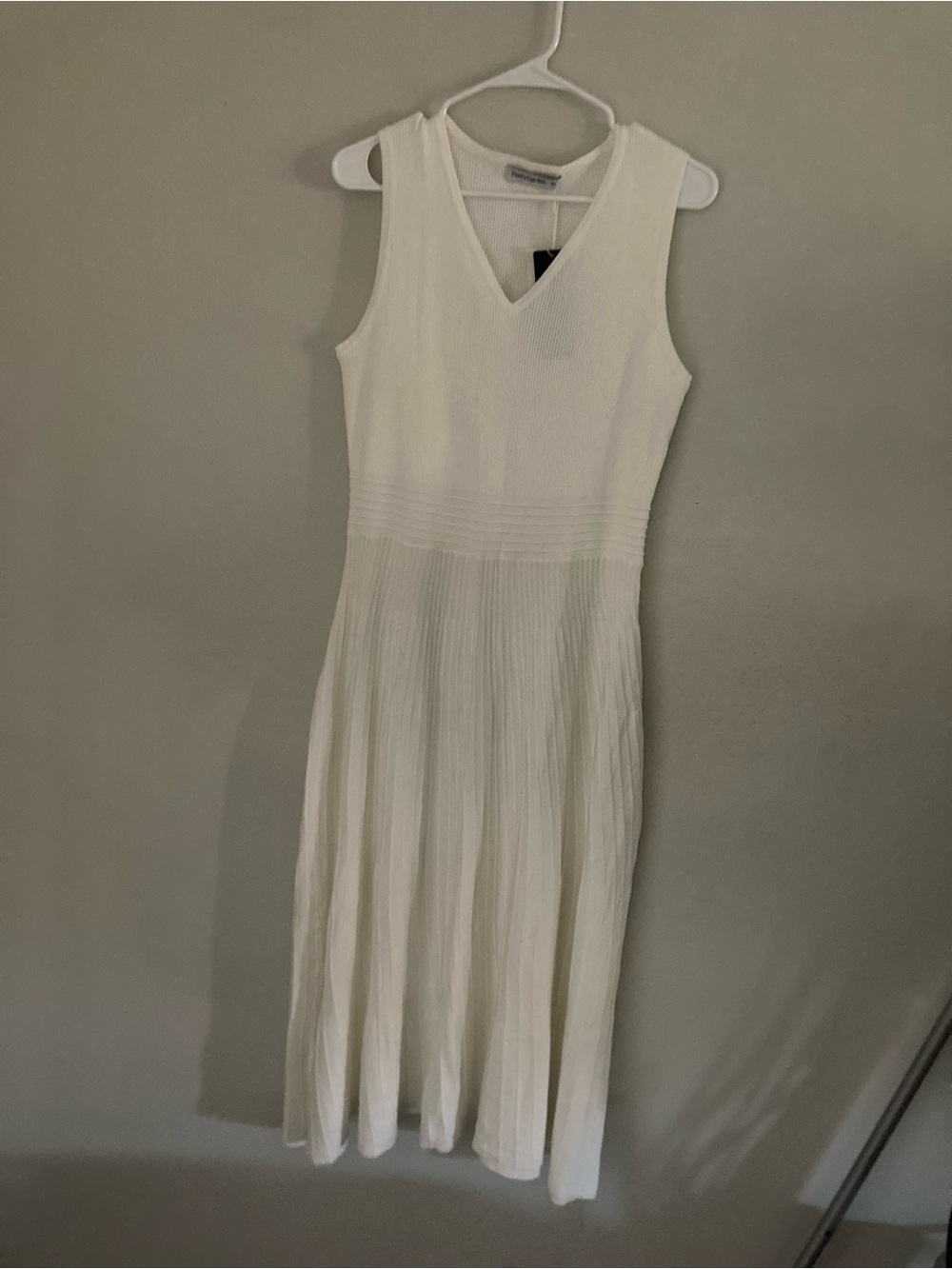 V-Neck White Sleeveless Maxi Dress by Banana Republic